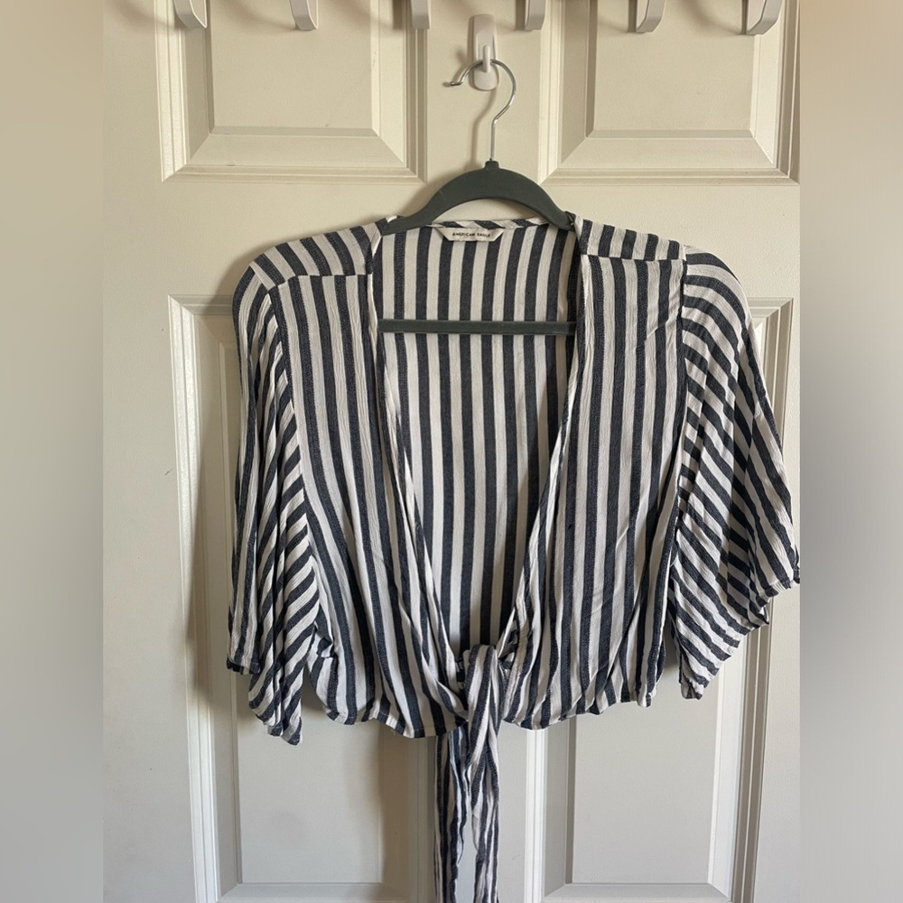 American Eagle | Crop Top | Wrap